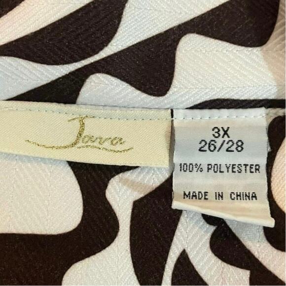 Java Women's Brown/White Floral Print Short Sleeve Jacket | Size 3X (24/26W) - Picture 8 of 8
